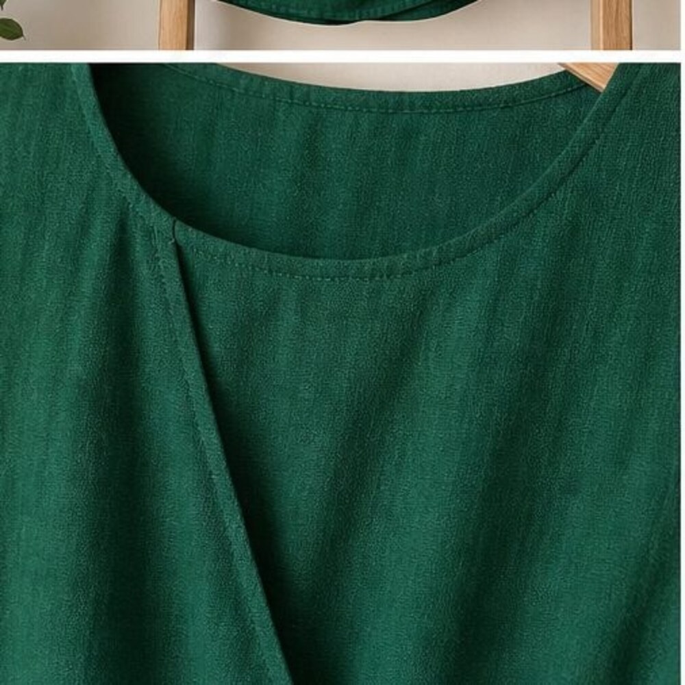 Emerald Ruffle Blouse - Picture 4 of 6